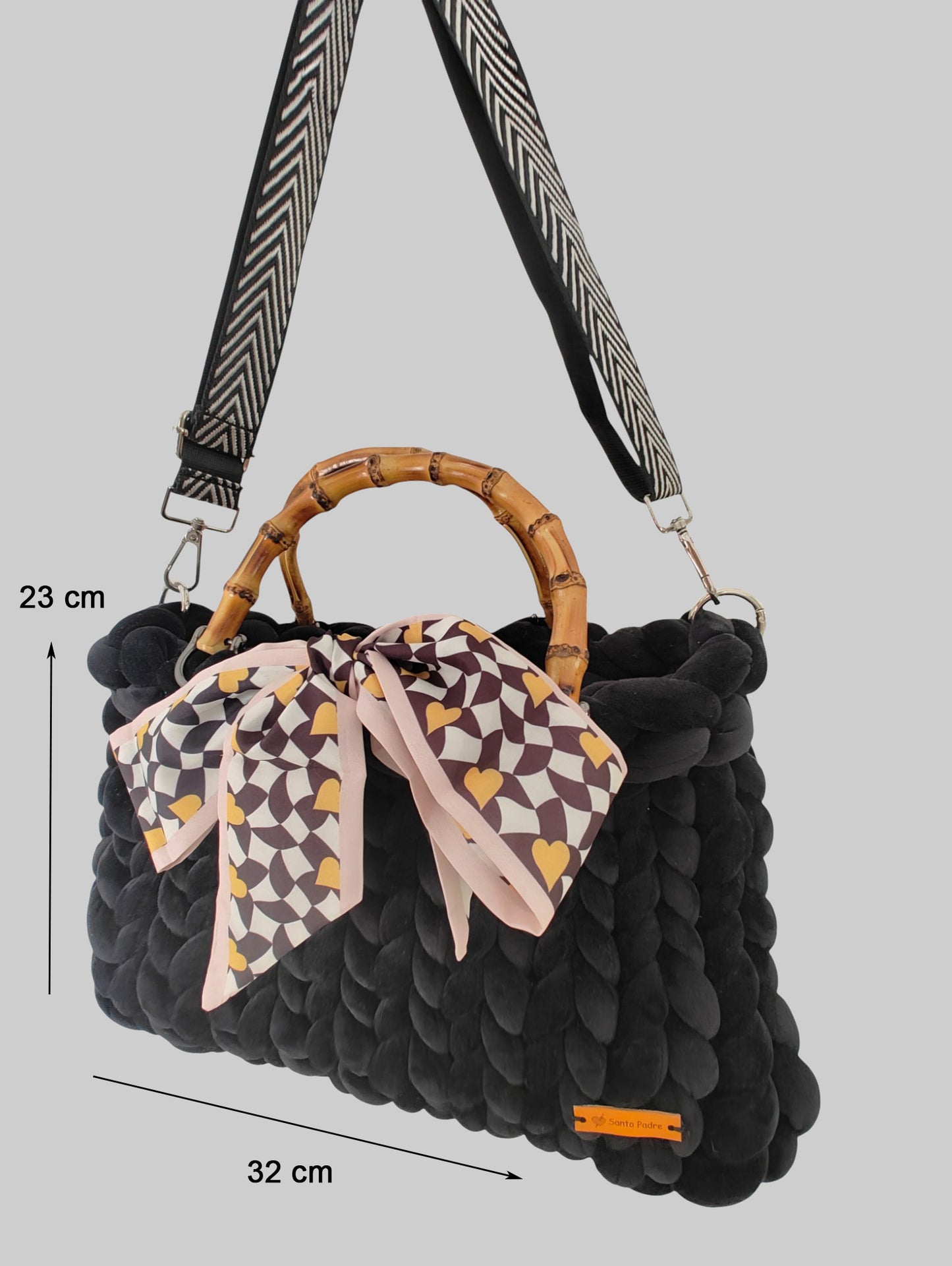 Nicosia black velvet